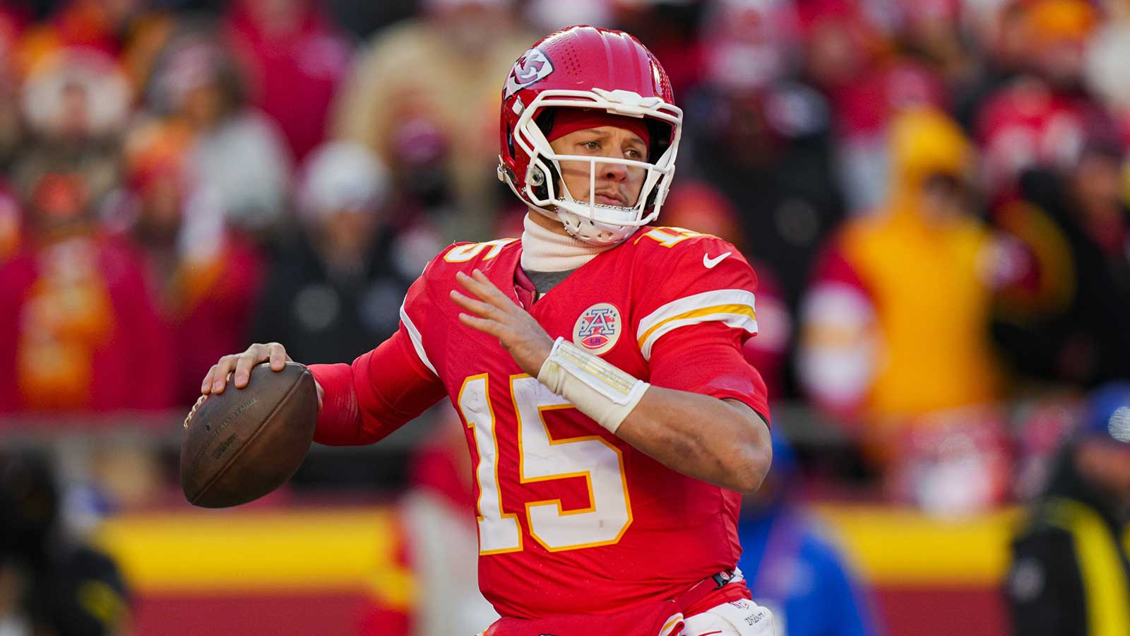 Patrick Mahomes Is Already Running 7-on-7s. That Changes the Chiefs’ Timeline.