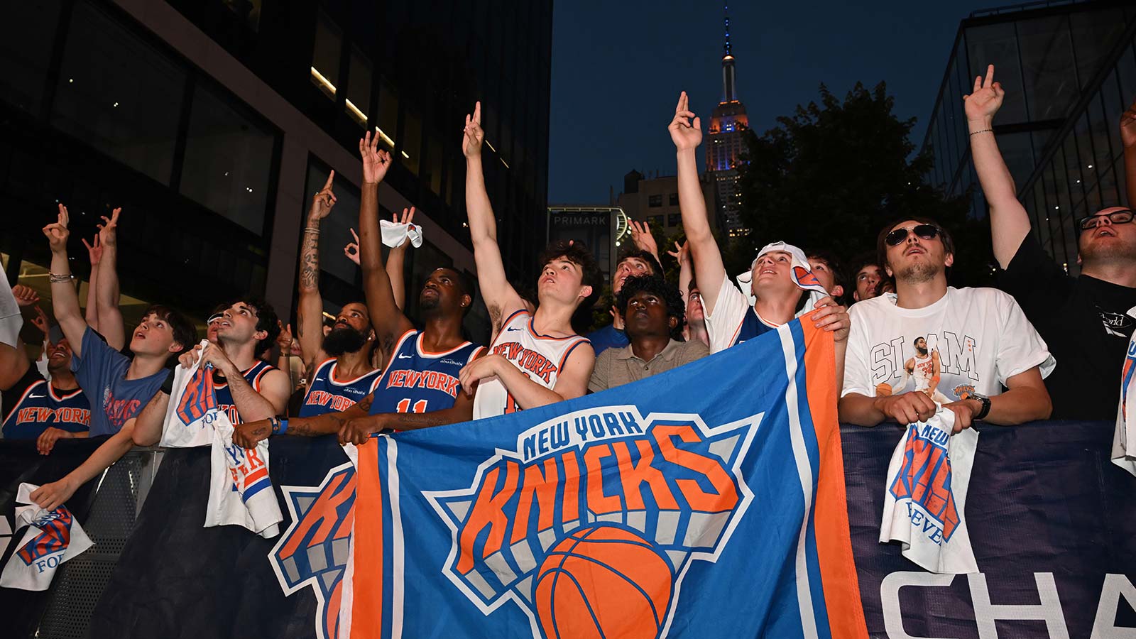 Knicks Fans Can See NBA Champs Street Signs Around Manhattan. Here’s Where.