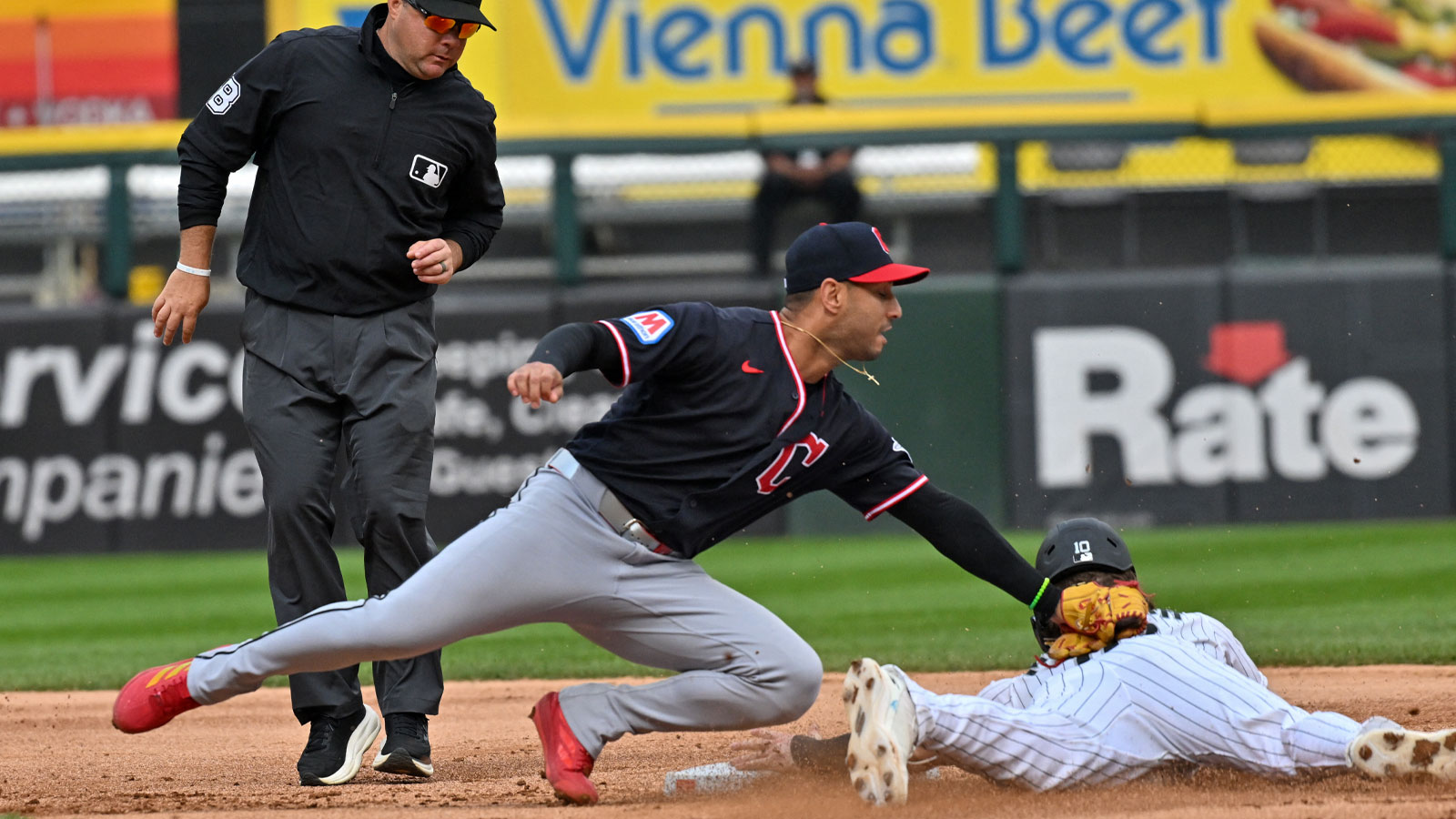 Two Trades That Would Let Cleveland Leave Chicago in the AL Central Dust