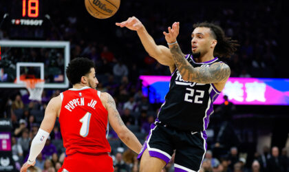 Hawks Add Guard Depth as Kings Clear Cap Room in Carter Trade