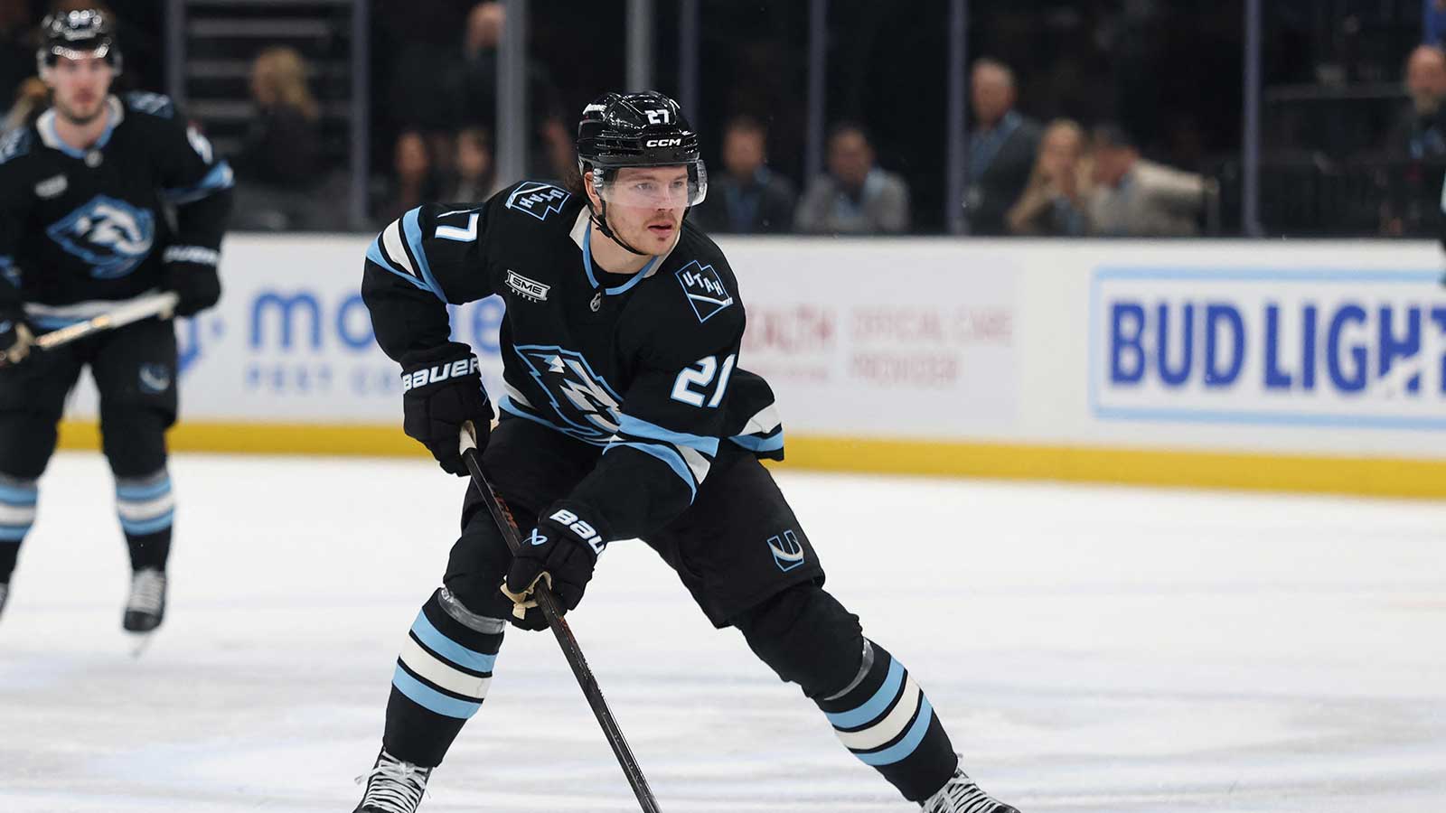 Utah’s Barrett Hayton Triggers Arbitration as First NHL Forward to File This Offseason