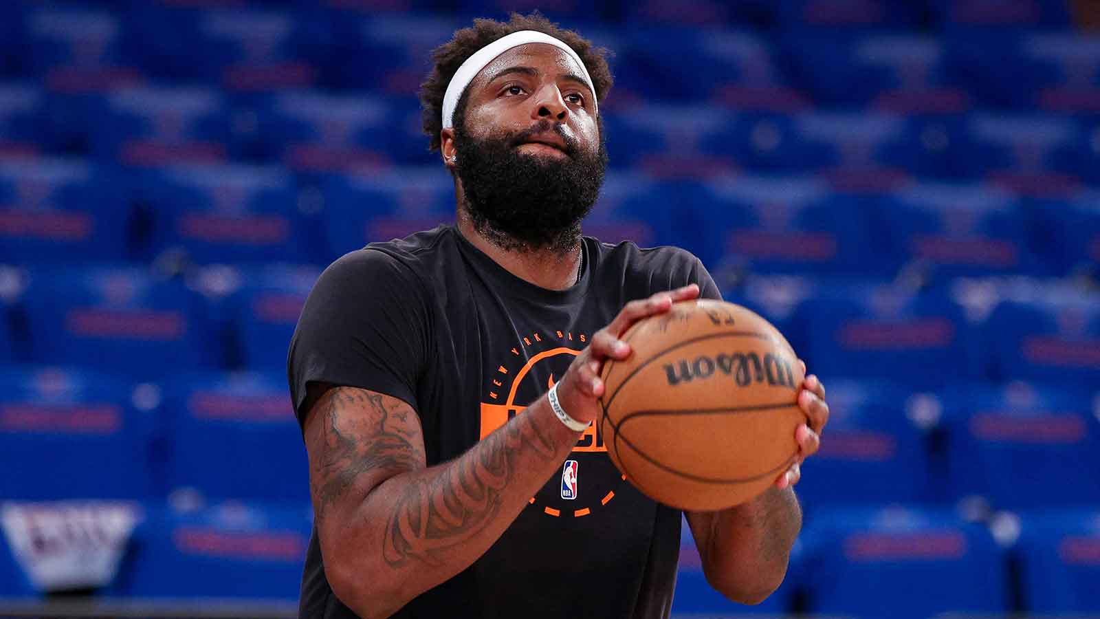 Knicks’ Game 3 Hopes Rest on Mitchell Robinson’s Grit — Injury Timeline Raises Stakes
