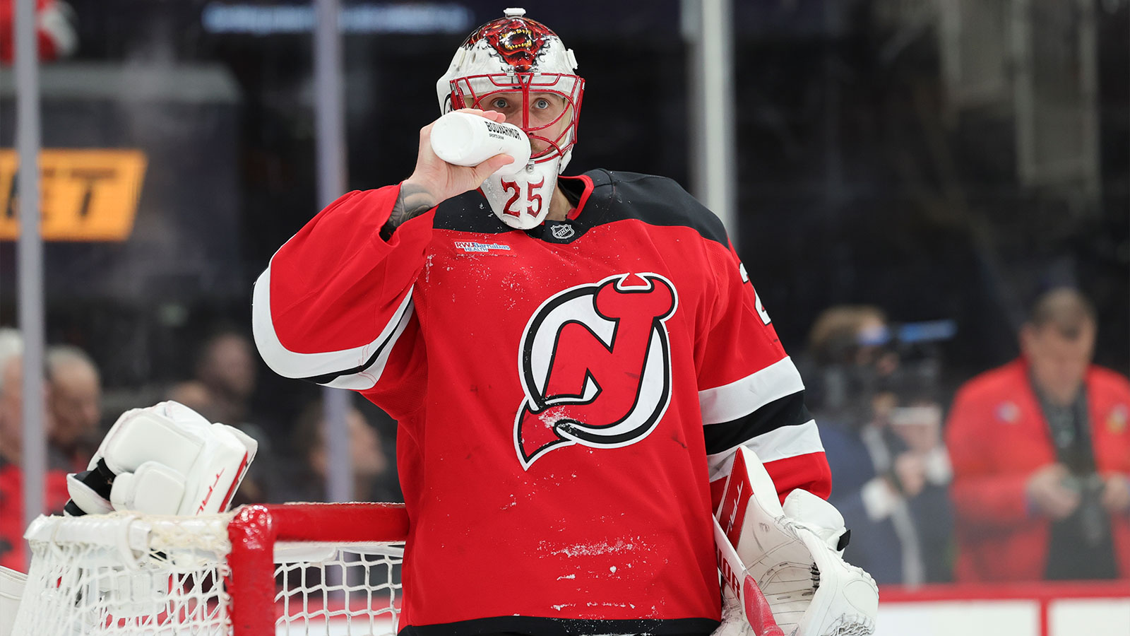 Panthers and Devils Nearing a Deal That Could Reshape Florida’s Net