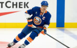 Islanders captain Anders Lee tests free agency after rejecting final offer