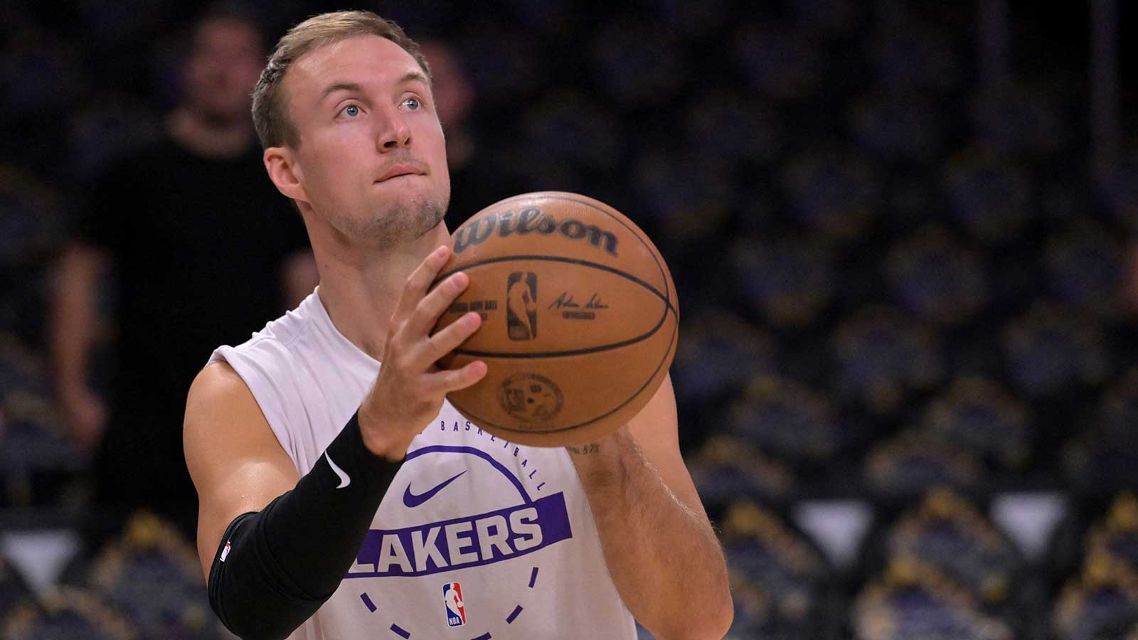 Phoenix Suns Emerge as Threat to Poach Luke Kennard From Lakers