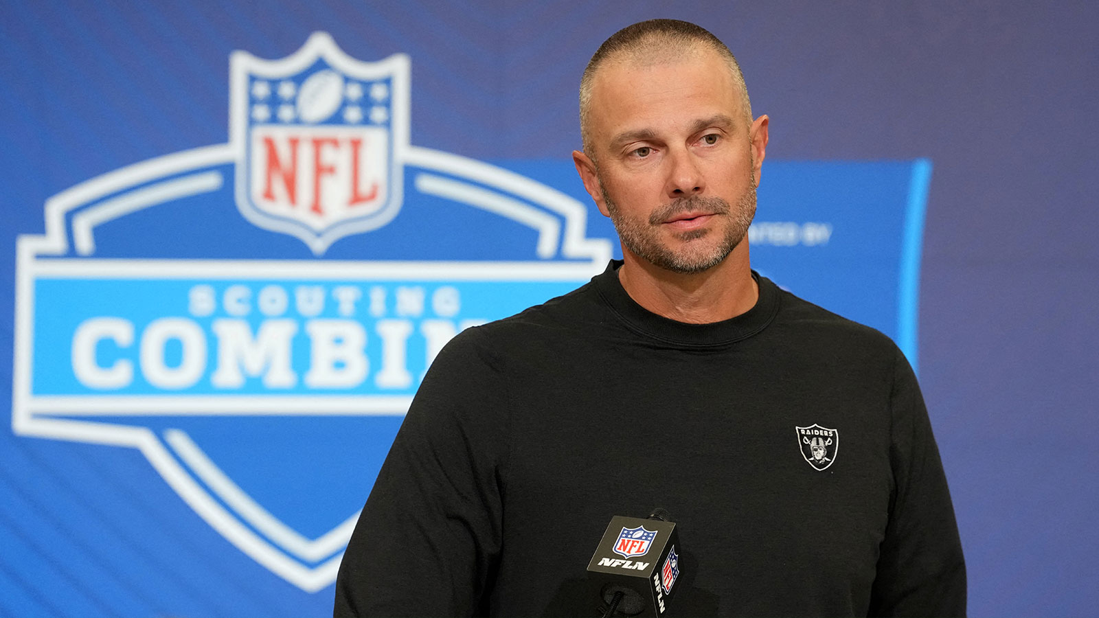 ESPN Analyst Calls Raiders’ $48 Million Deal for Kwity Paye One of the Worst in Free Agency