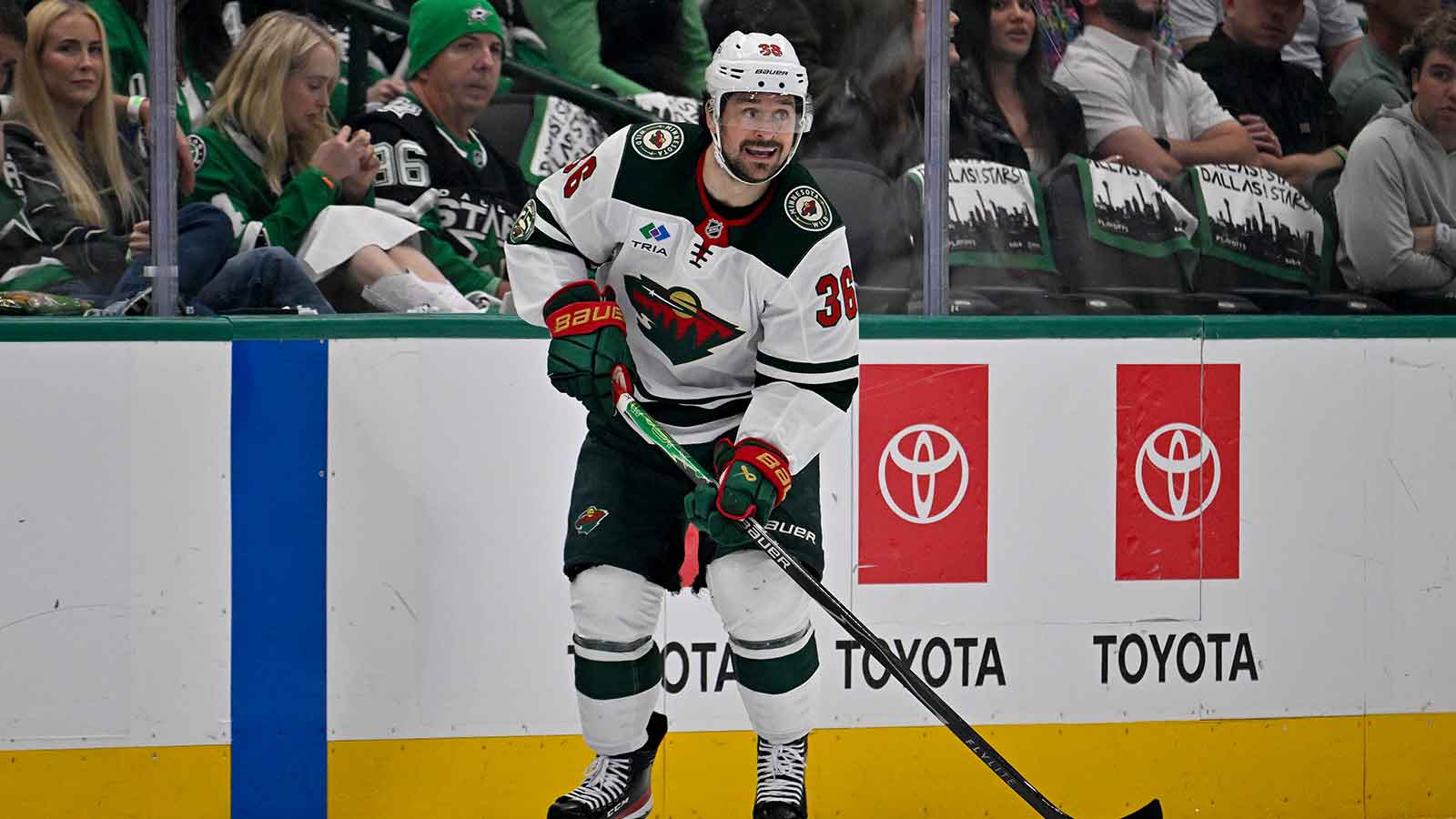 A Veteran Winger With a 54-Point Season Just Hit the Open Market. Who Grabs Him?