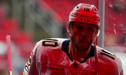 Anaheim Finally Signs AJ Greer After Swapping Radko Gudas to Florida