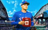 Corey Seager Pulled Before First At-Bat as Back Issues Return for Rangers