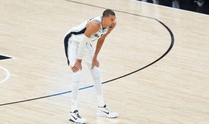 Charles Barkley Calls Wembanyama Hype ‘Idiotic’ — Knicks Seize Control
