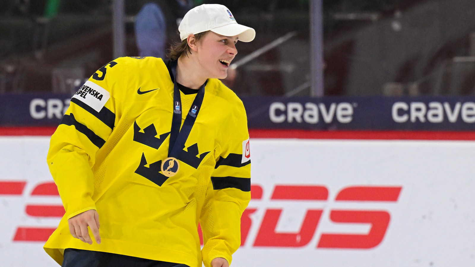 NHL Draft Prospect Ivar Stenberg Skips Combine Fitness Tests — What’s the Real Story?