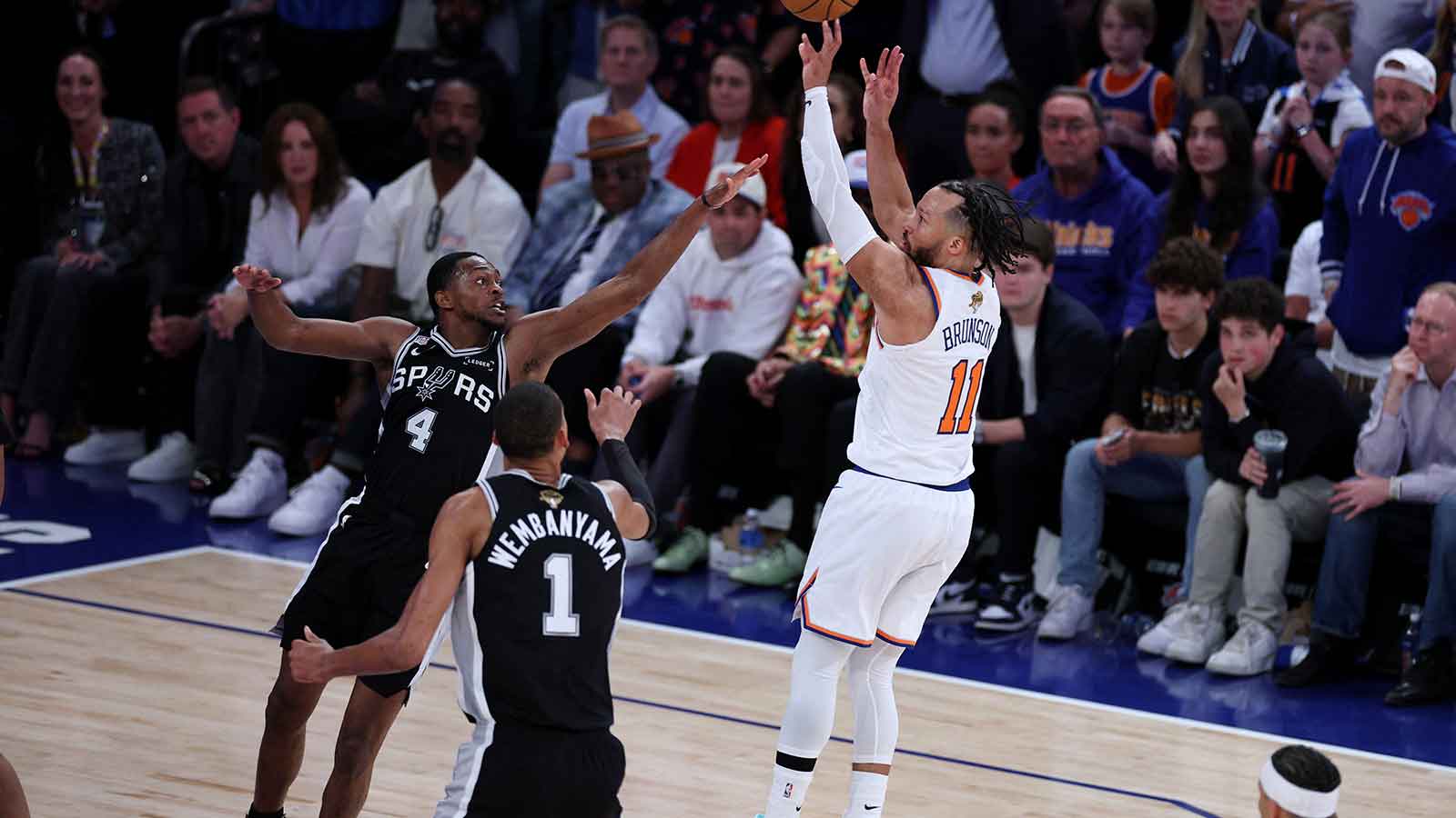 De’Aaron Fox Compares Spurs’ Game 3 Survival to a Knockout After Knicks’ Beatdown