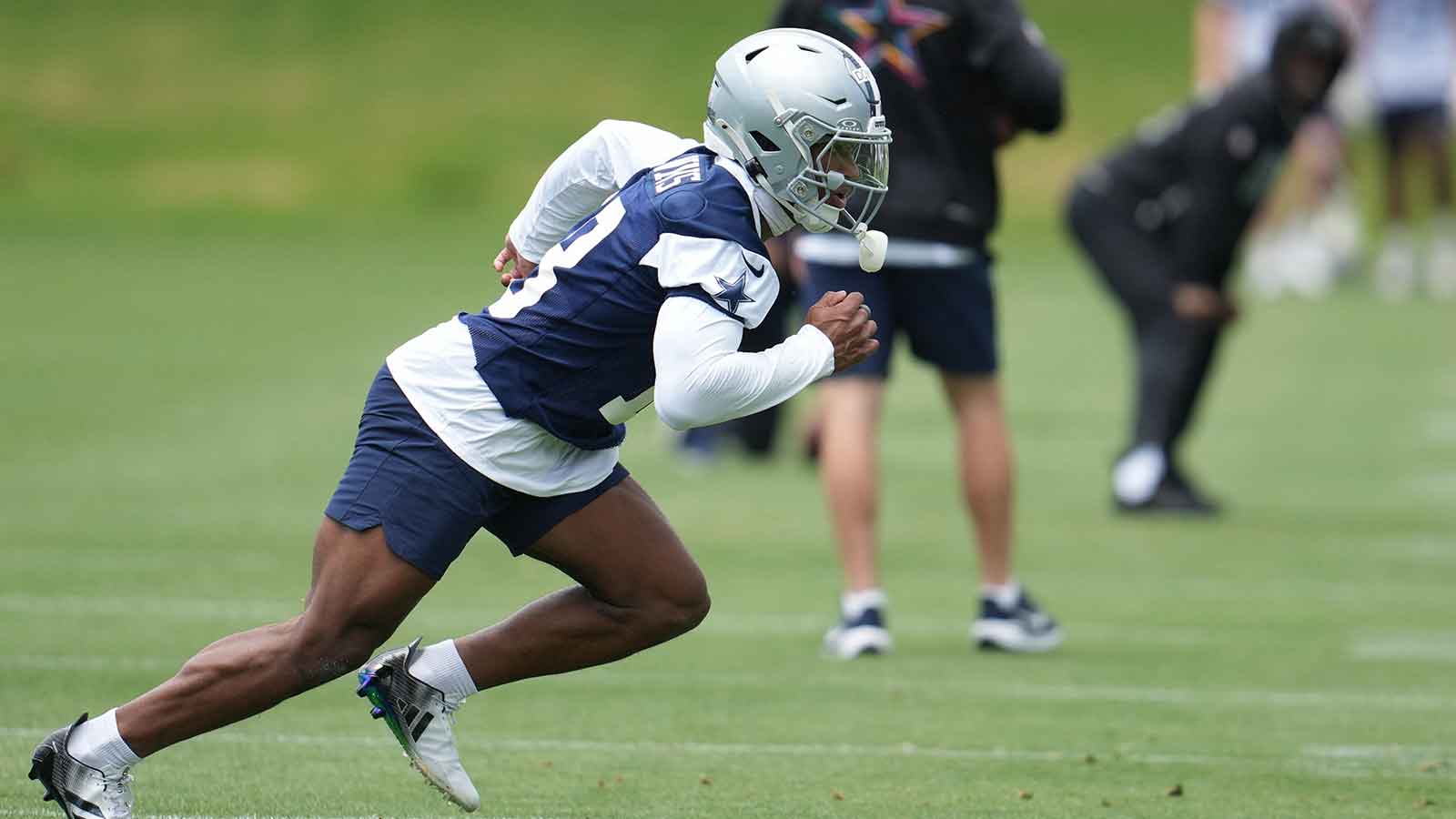 Cowboys Are Quietly Recasting Caleb Downs — and It Could Reshape Their Defense