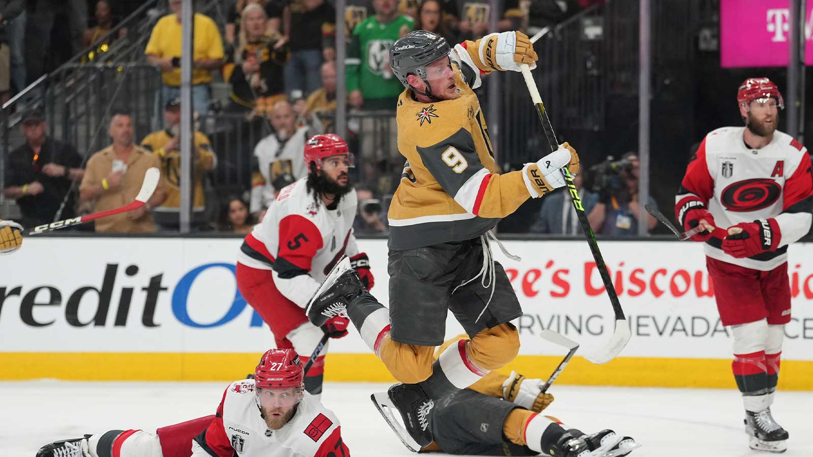 Insiders Raise Alarm: Has Jack Eichel’s Disappearing Act Doomed the Golden Knights’ Title Hopes?