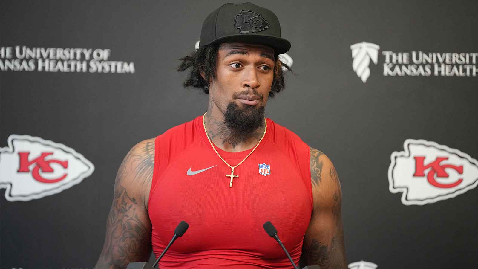 Patrick Mahomes’ Ex-Teammate Defends Josh Simmons’ Weight Loss — Here’s Why