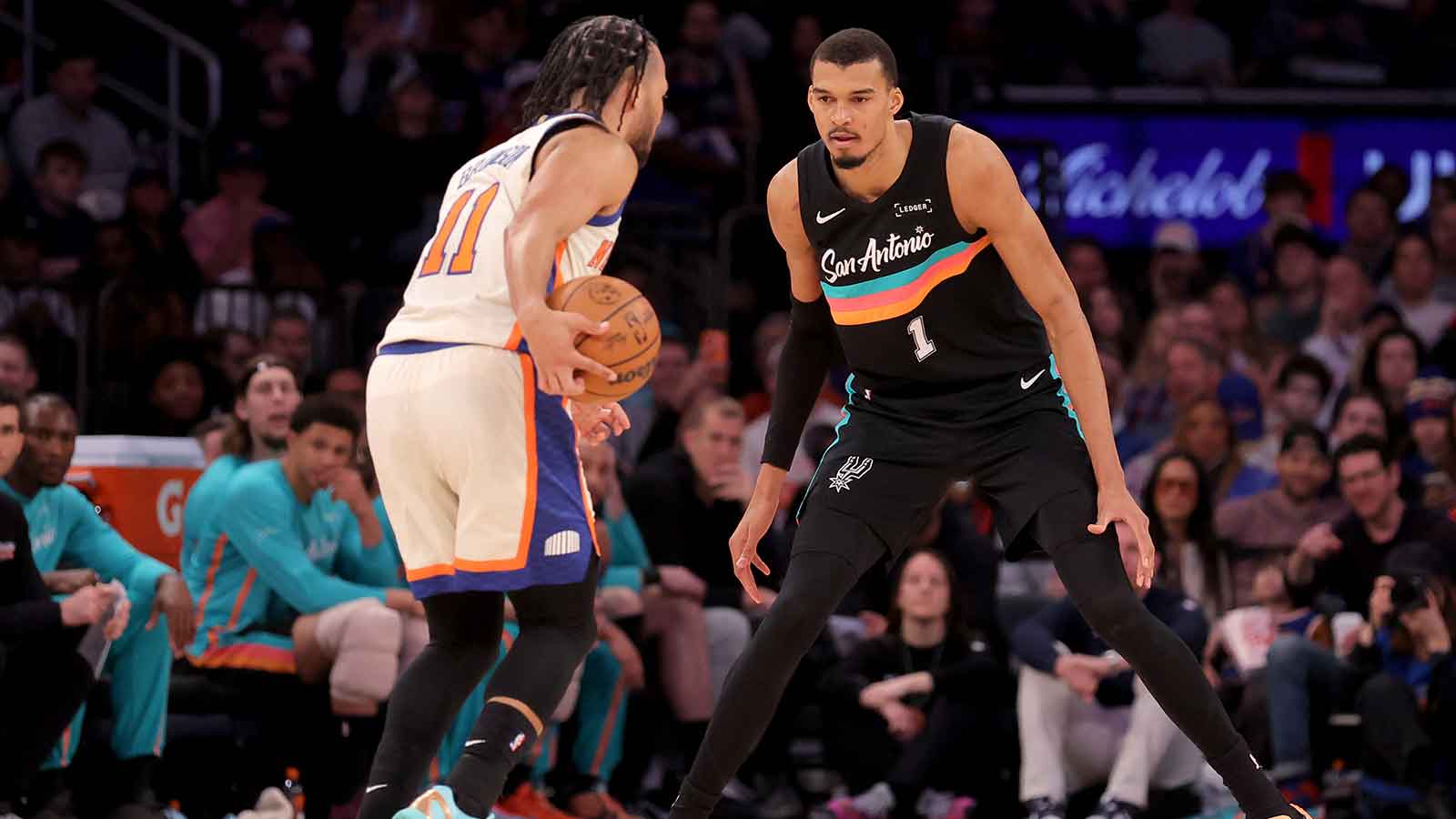 Knicks’ Failure to Protect Brunson Exposed After Carmelo Anthony Calls Out Wembanyama’s Shove