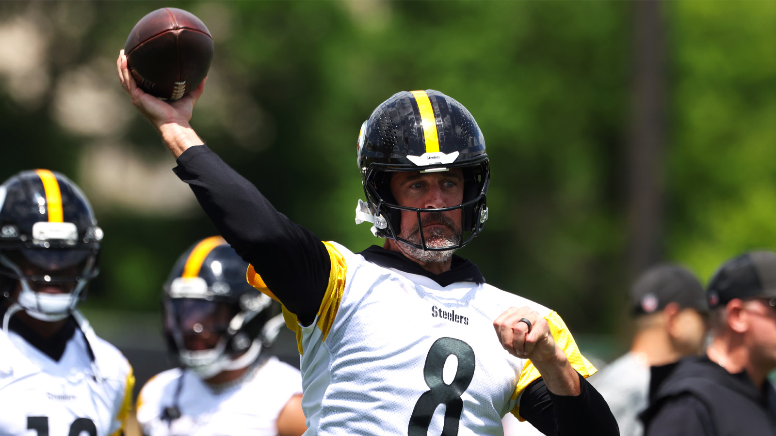 Aaron Rodgers Reunites with a Packers Teammate in Pittsburgh — What It Means for the AFC