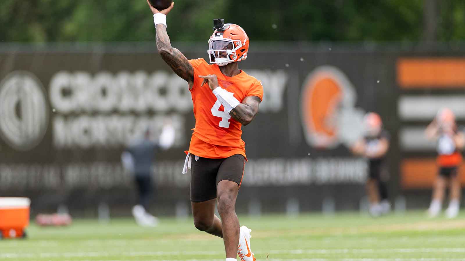 Watson Told Browns He’s ‘All In’ — But 2026 Contract Clause Raises Questions