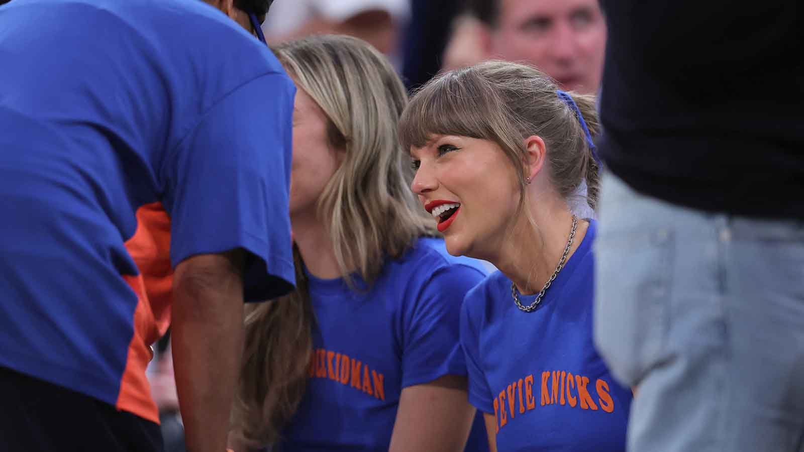 Ernie Johnson’s Taylor Swift Photo Has NBA Fans Asking One Question