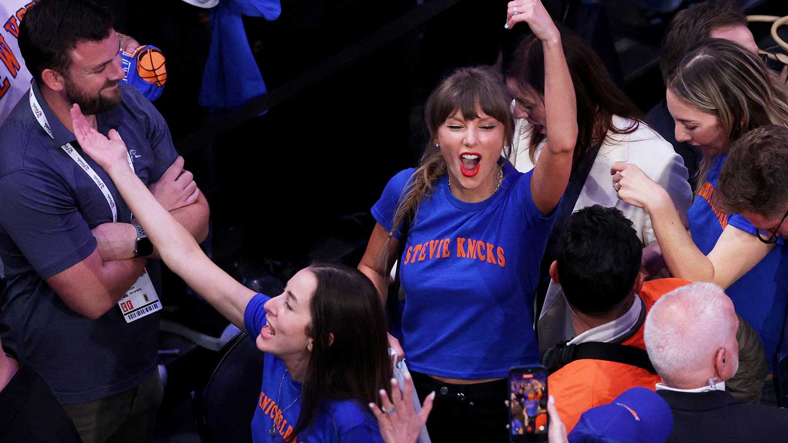 Taylor Swift’s Courtside Meltdown Has Knicks Fans Calling Her a Lucky Charm