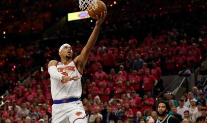 Knicks Fan Larry David’s Courtside Meltdown After Missed Layup — His Reaction Says It All