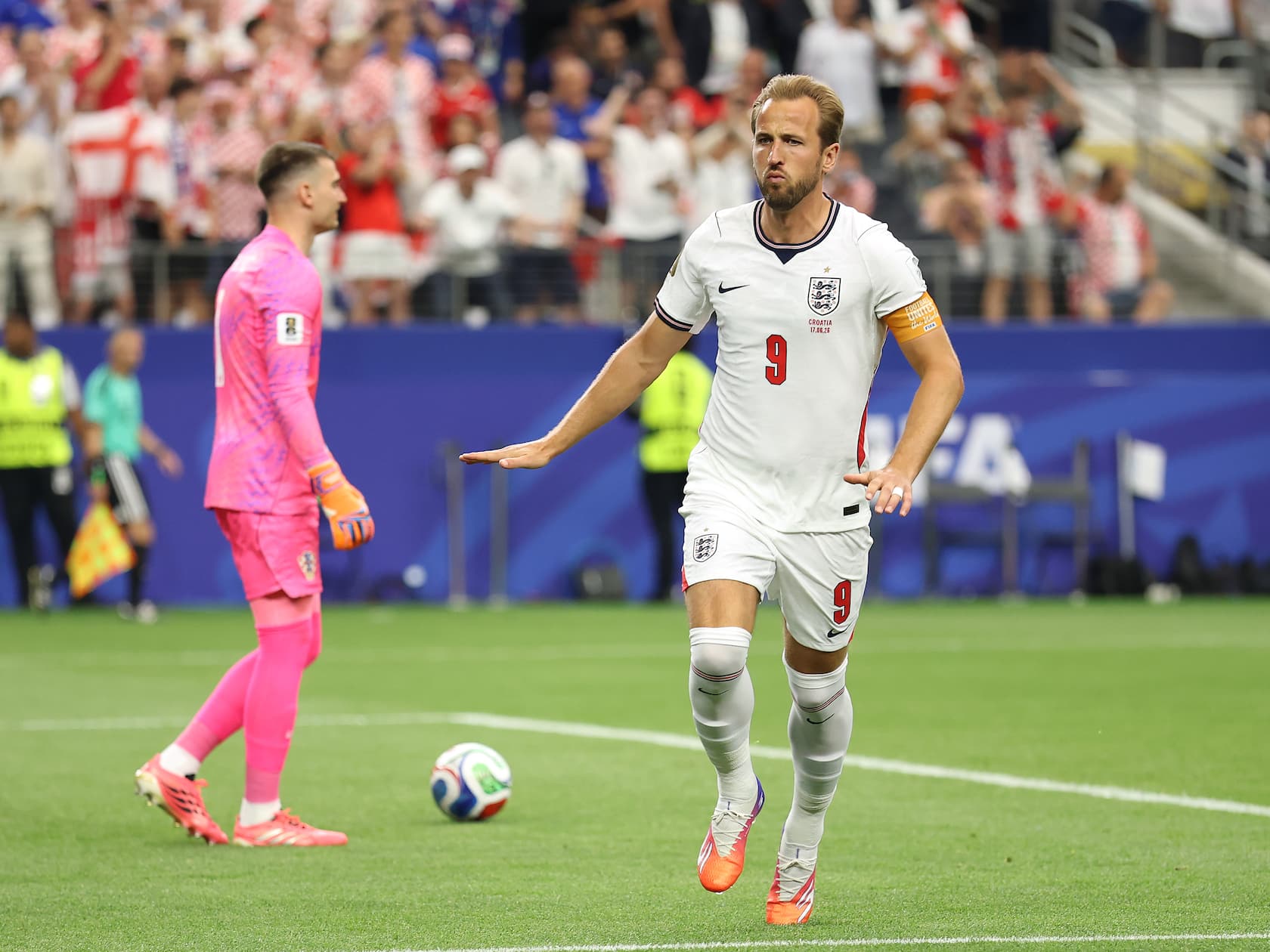 Kane’s Second-Chance Penalty Puts Him in Elite Company — and England Ahead