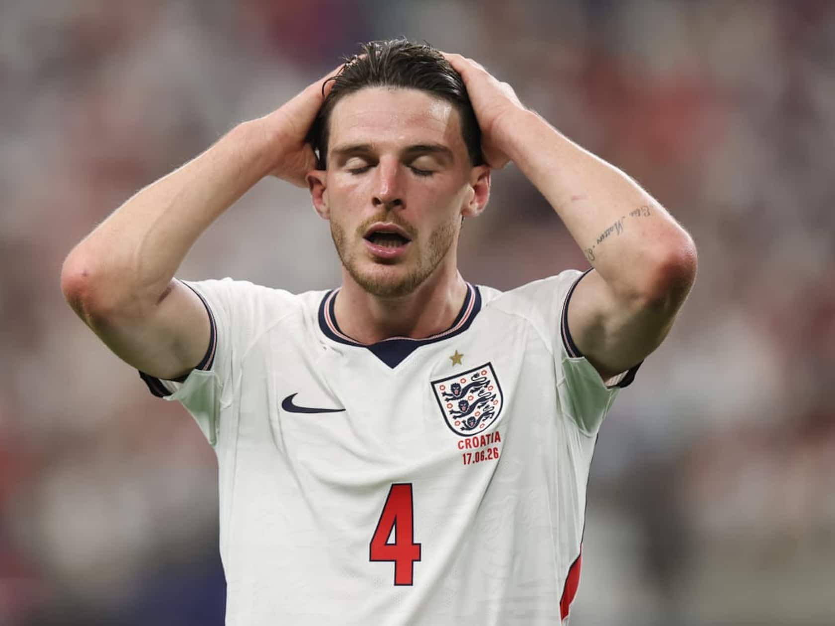 Declan Rice Limps Off in World Cup Opener — What England’s Midfield Looks Like Without Him