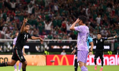 A Bizarre Goalkeeper Blunder Gave Mexico a World Cup Lifeline and the Crowd Lost It