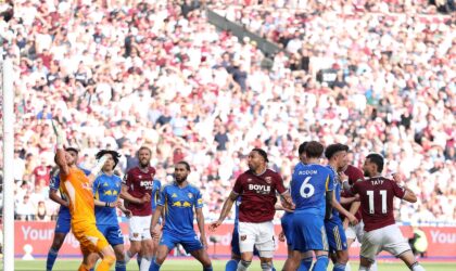 Manchester United Could Grab an Out-of-Contract Goalkeeper to Solve Backup Issue