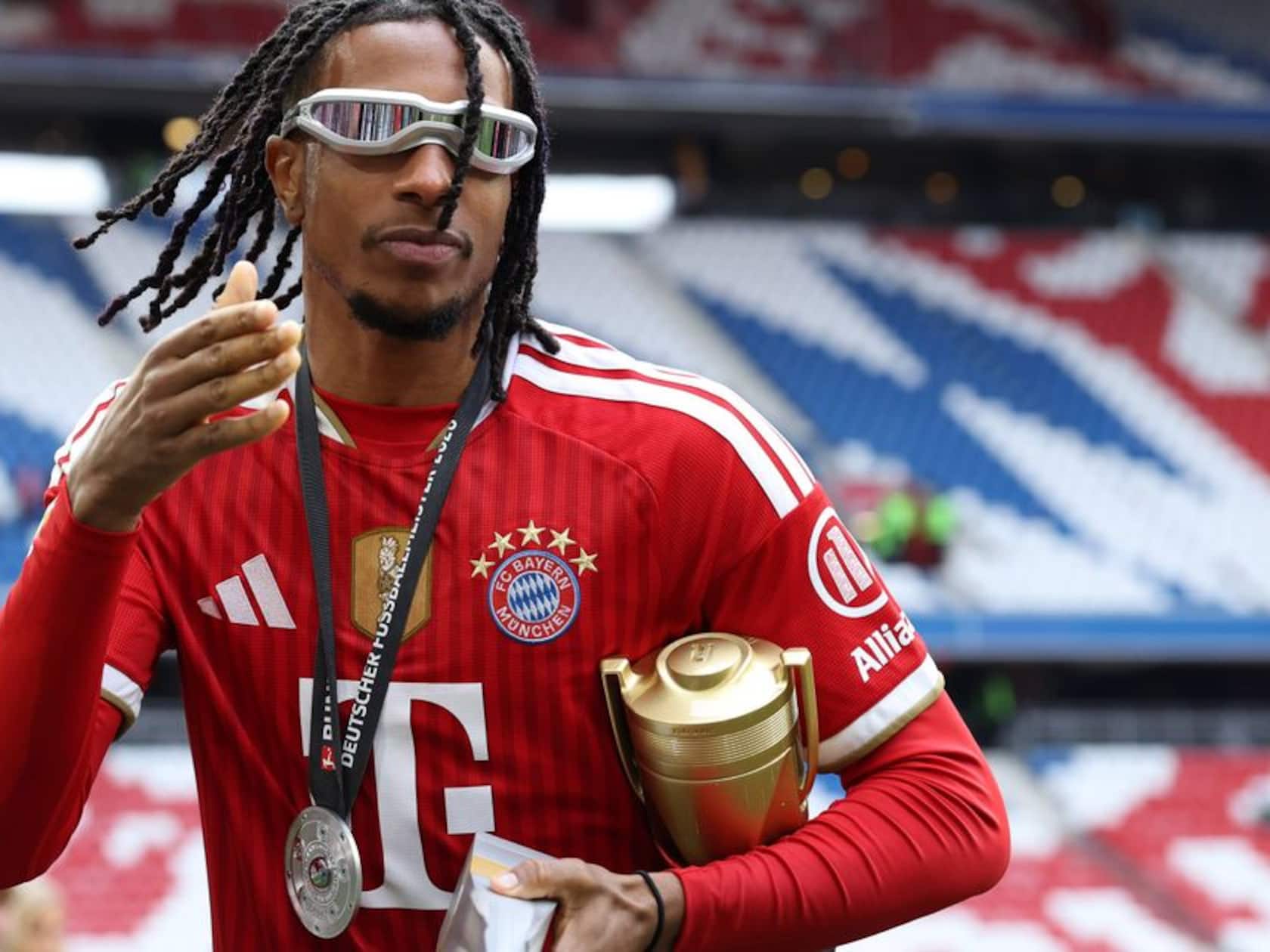 Bayern Would Need to Smash the World Record to Keep Michael Olise as Real Madrid Circles