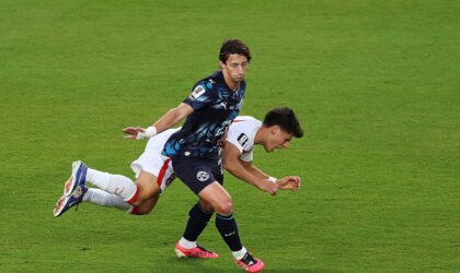 Paraguay’s Galarza Snags Referee’s Watch Mid-Match and Just Wears It