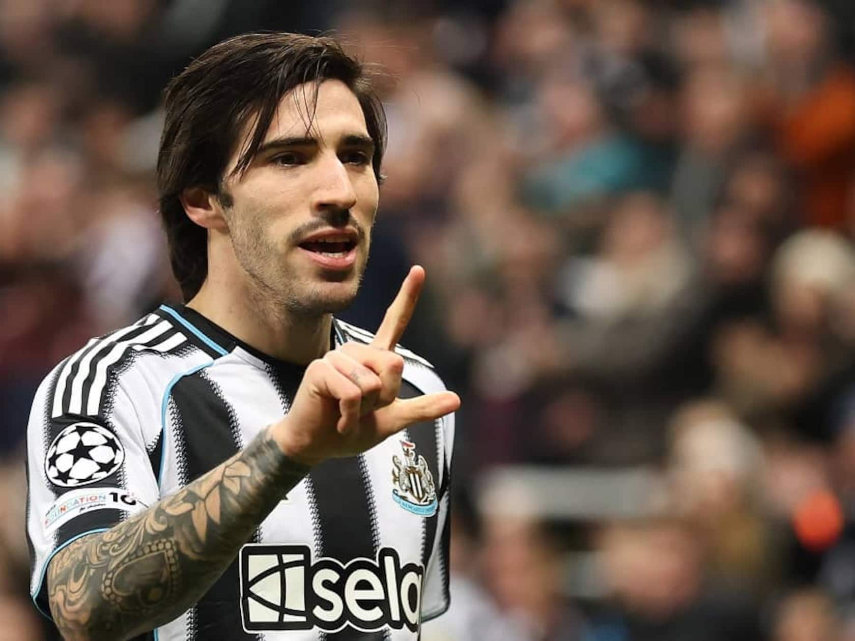 Tottenham Makes First Official Contact for Tonali as Man United Steps Back