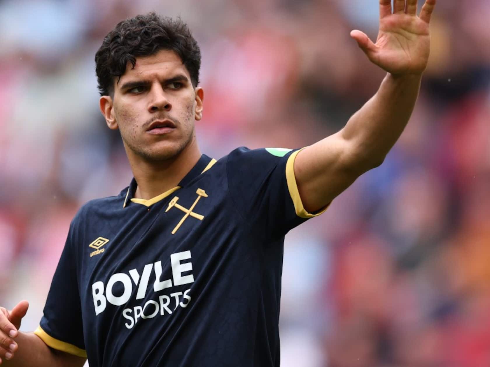 Tottenham Looks Ready to Steal Another Transfer Target From Manchester United