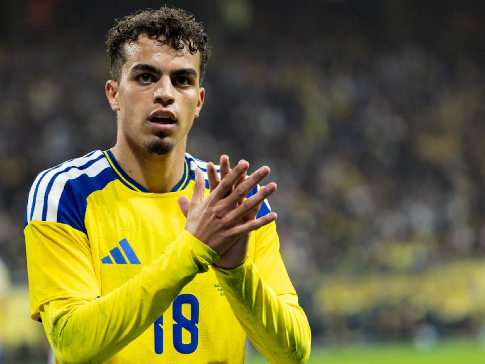 Manchester United Shift Focus to Brighton’s World Cup Star Yasin Ayari After Baleba Stalemate