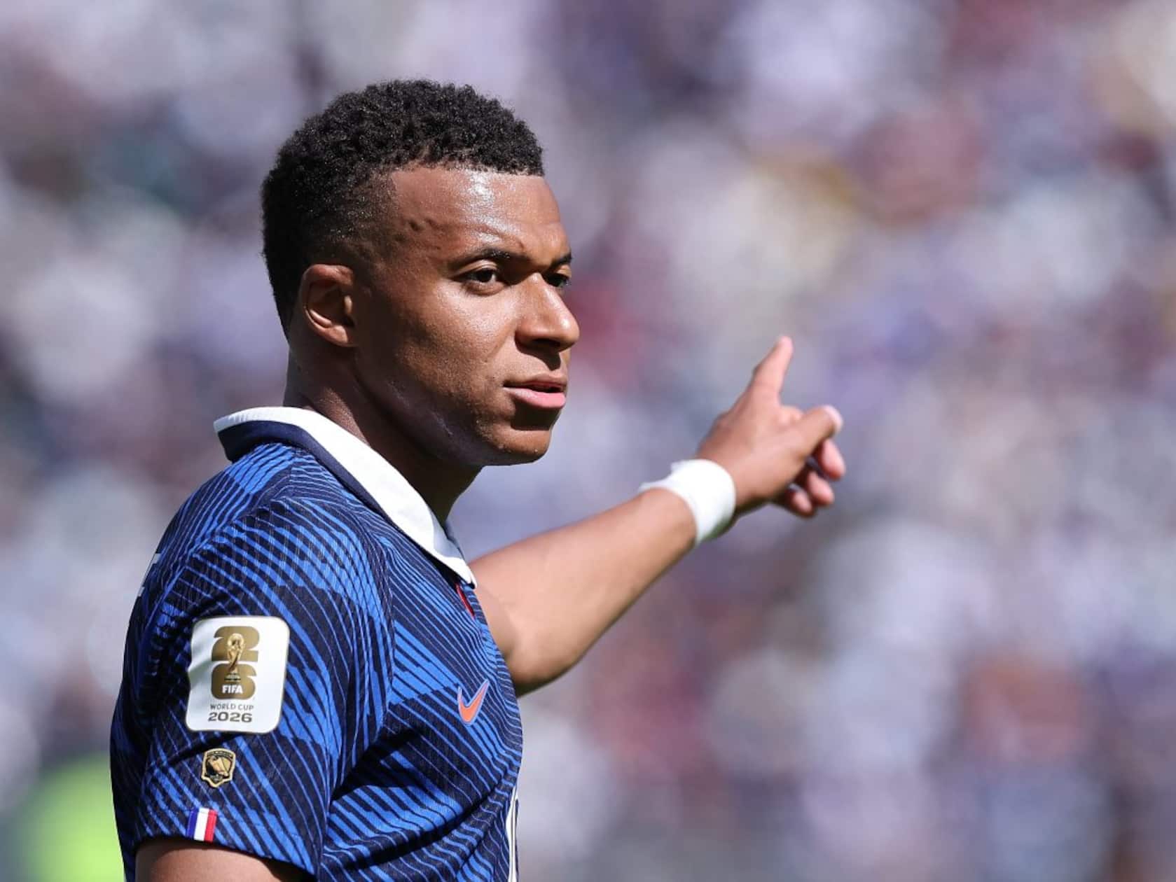 Mbappé Becomes 10th French Player to Hit 100 Caps Before Age 28