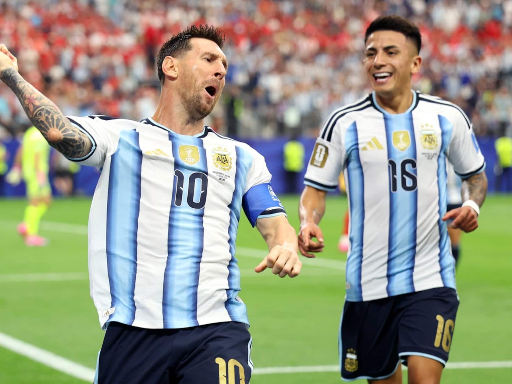 Messi Leads Golden Boot Race With 5 Goals. Mbappe and Haaland Are Right Behind Him.