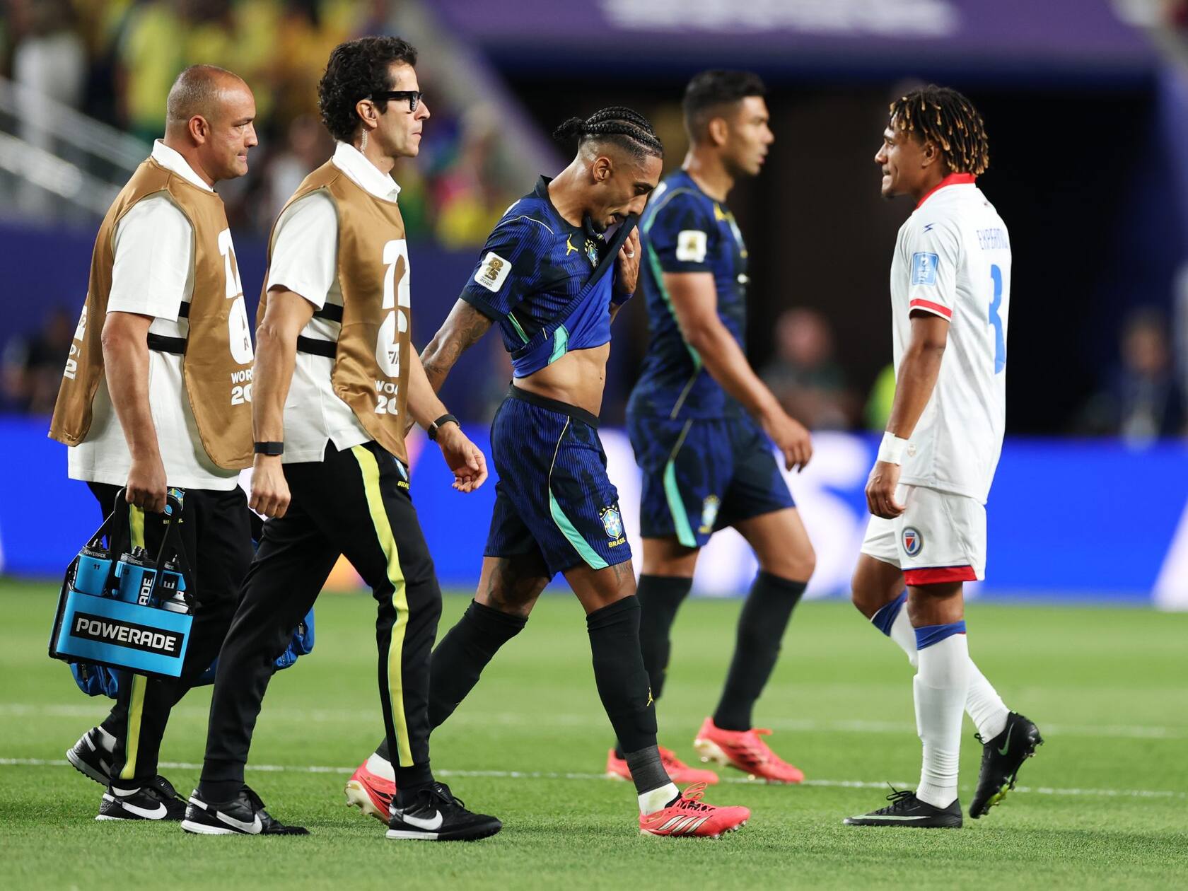 Raphinha’s Camp Shuts Down Injury Fears and Saudi Exit Rumors