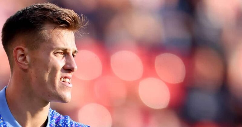 Manchester United Flips Script on Radek Vitek After Planned Fire Sale