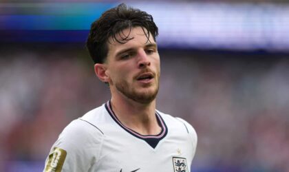Arsenal Star Eze Says Rice Is Fine After England Fans Spotted the Limp