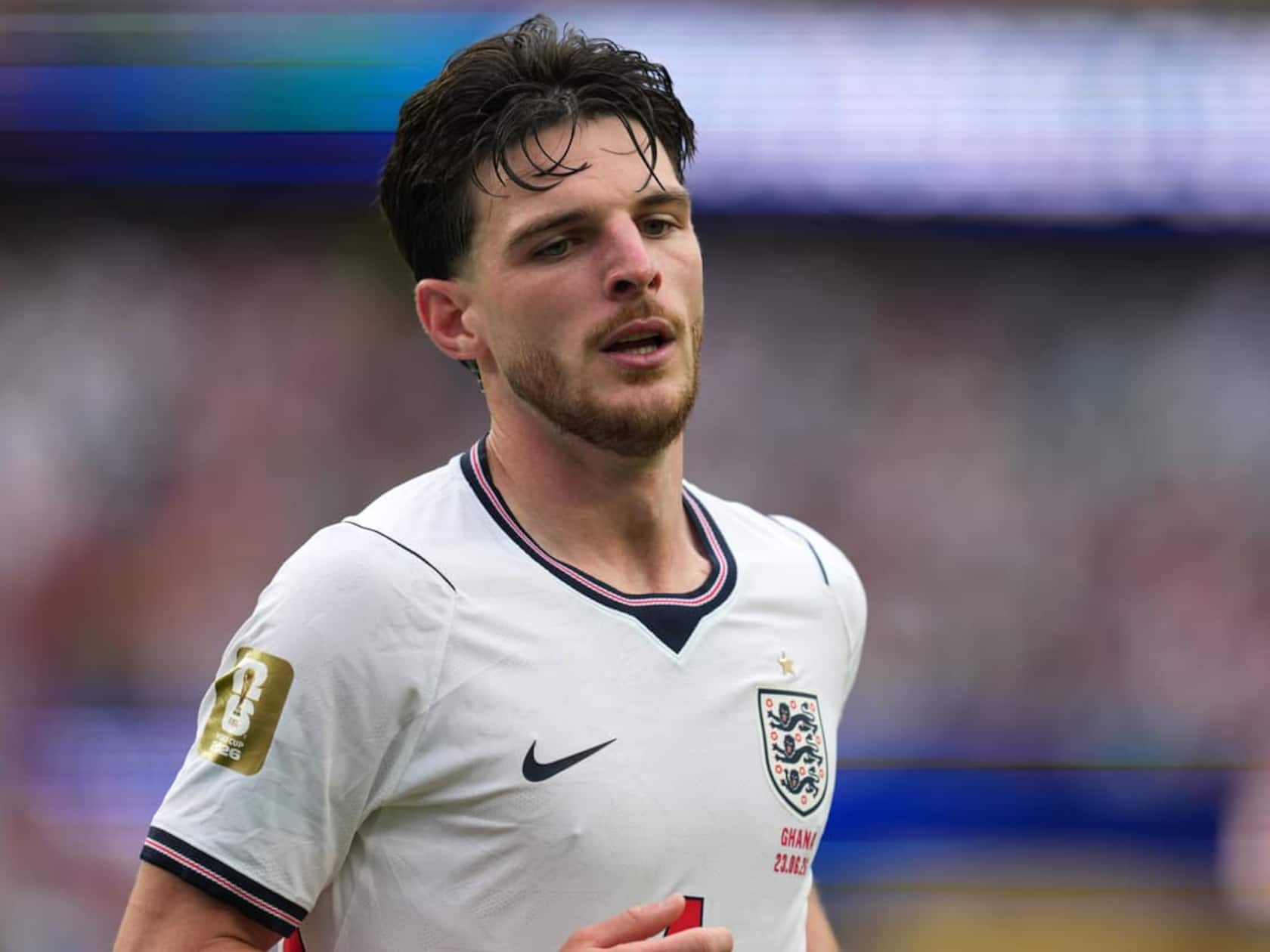 Arsenal Star Eze Says Rice Is Fine After England Fans Spotted the Limp