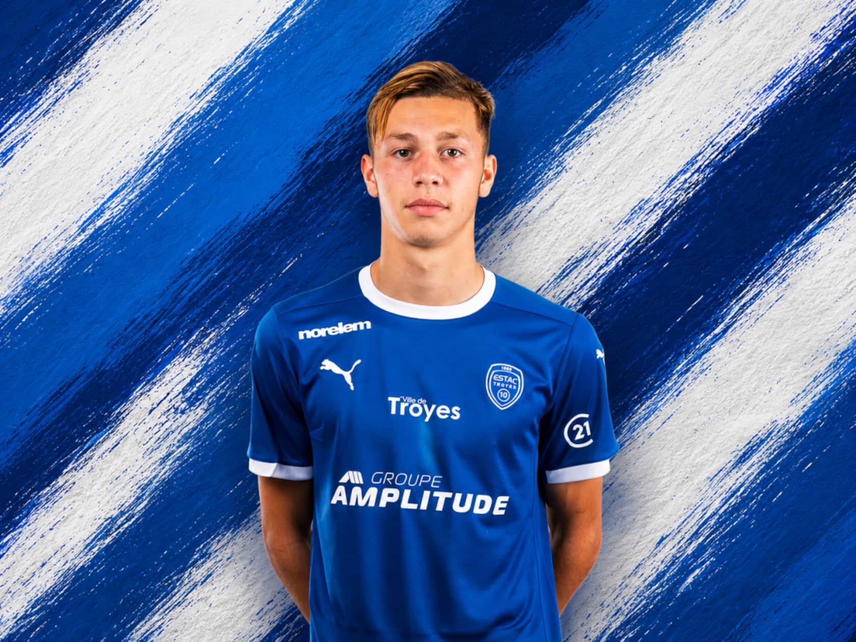 Manchester City Adds French Teen Midfielder and Immediately Loans Him Out