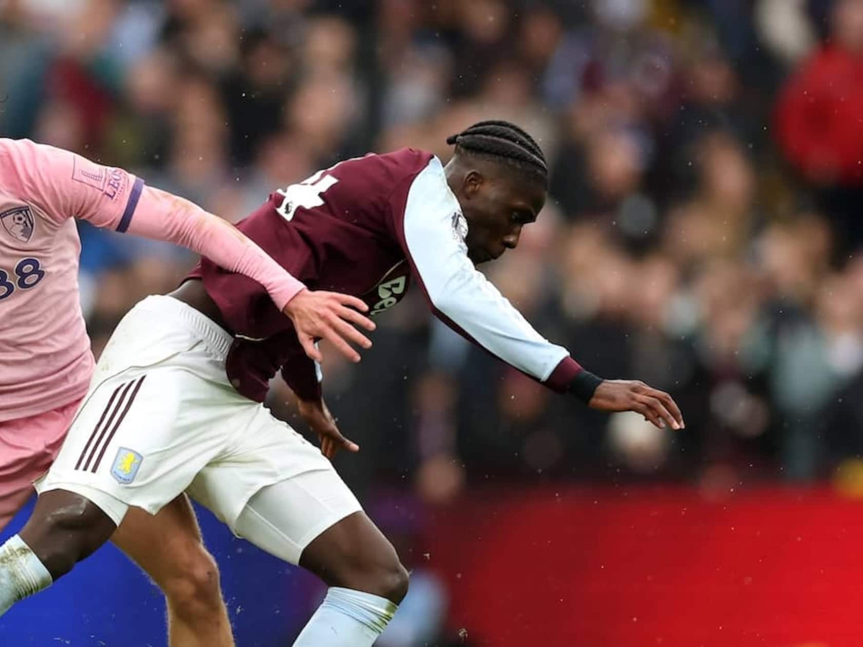 Arsenal Bows Out of Alex Scott Race. Manchester United Could Finally Catch a Break.