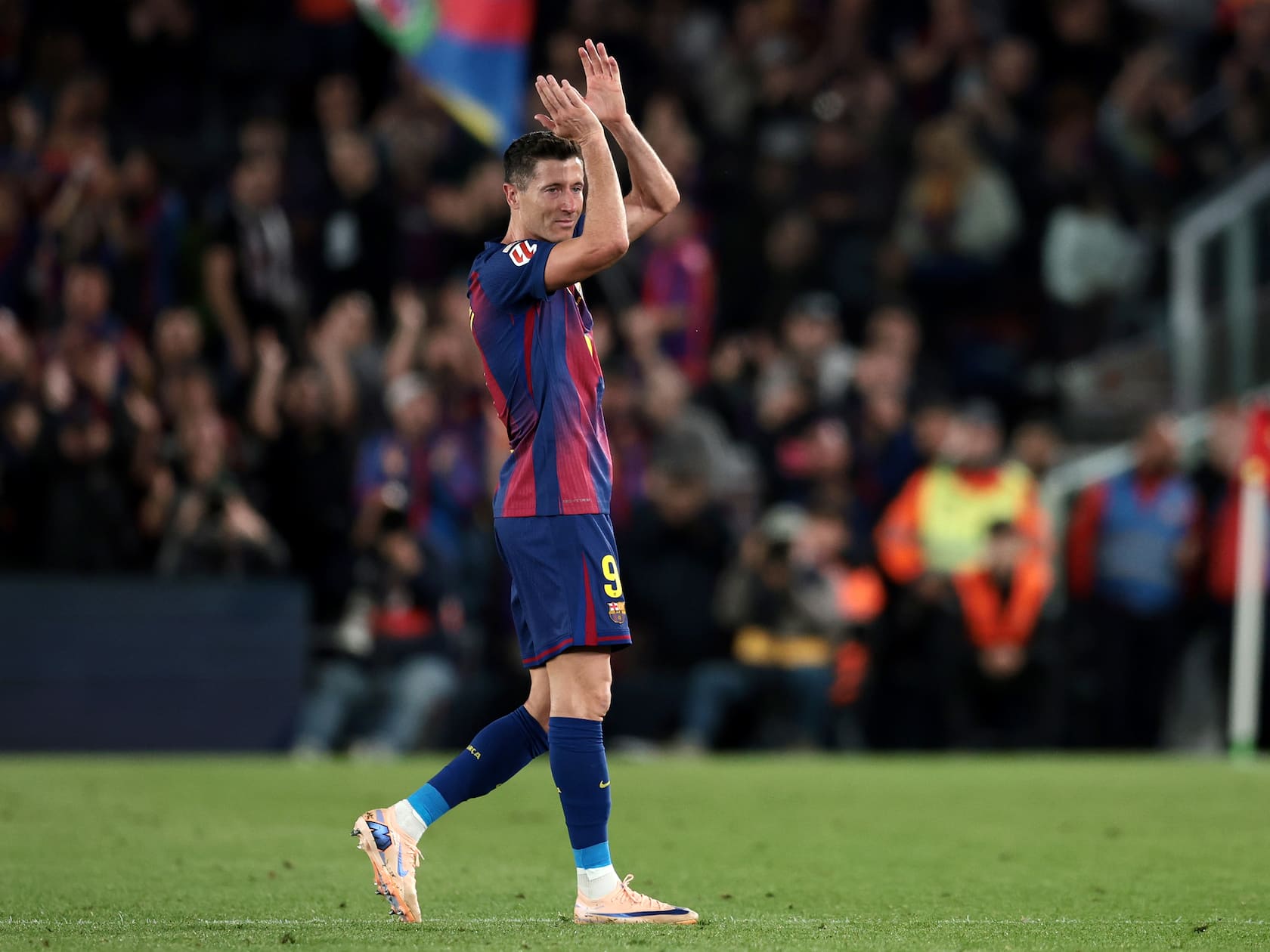 Robert Lewandowski to Chicago Fire. The Deal Is Done.