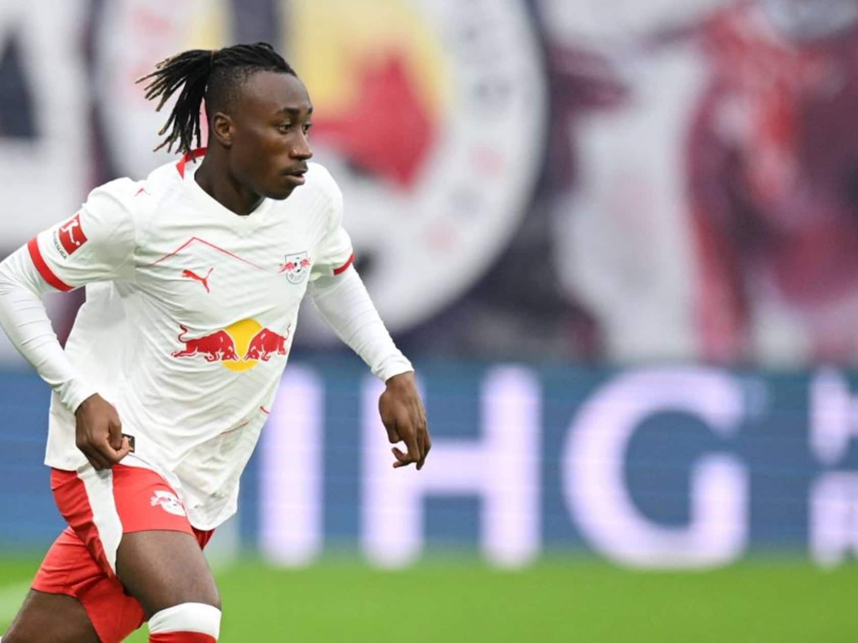 PSG Just Beat Liverpool and United to a Teenage Winger Who Picked Trophies Over Cash