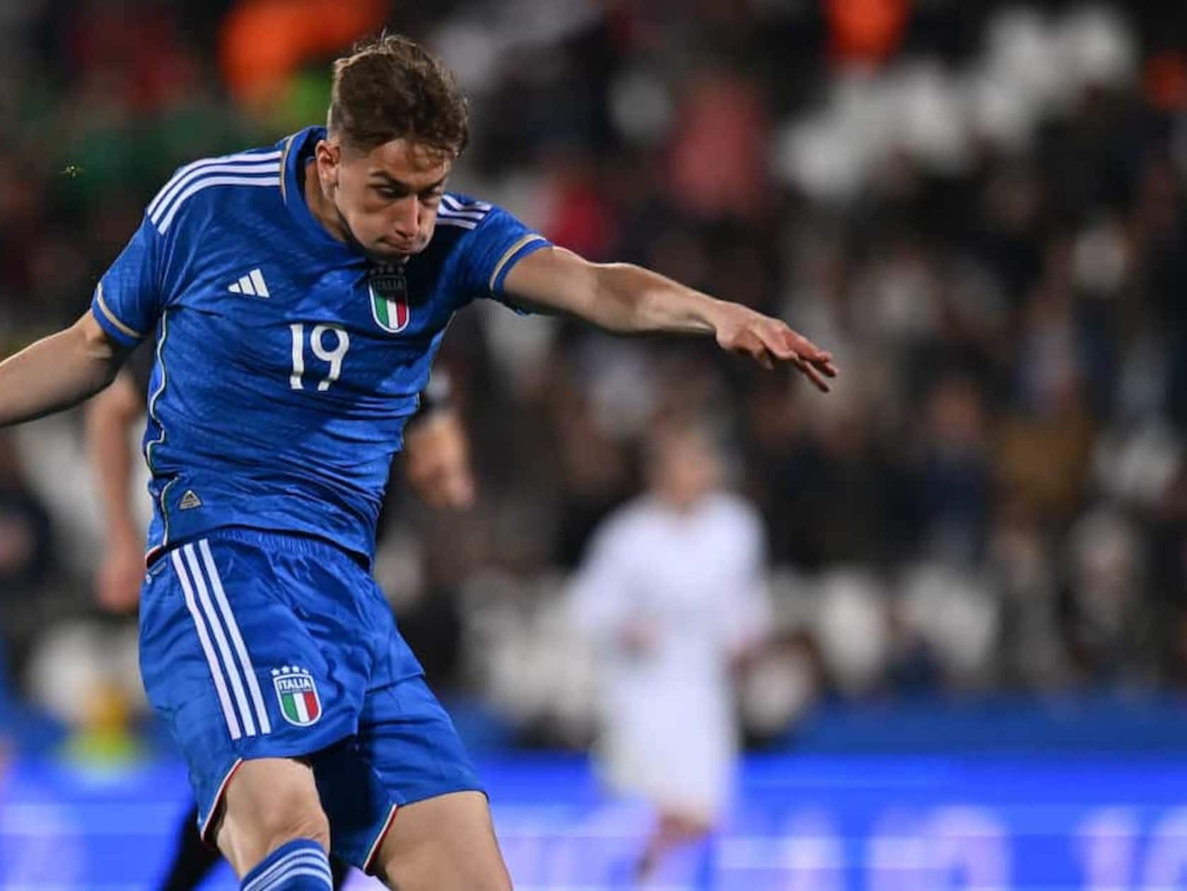 United’s Pursuit of Pio Esposito Hits a Snag as Striker Nears New Inter Deal