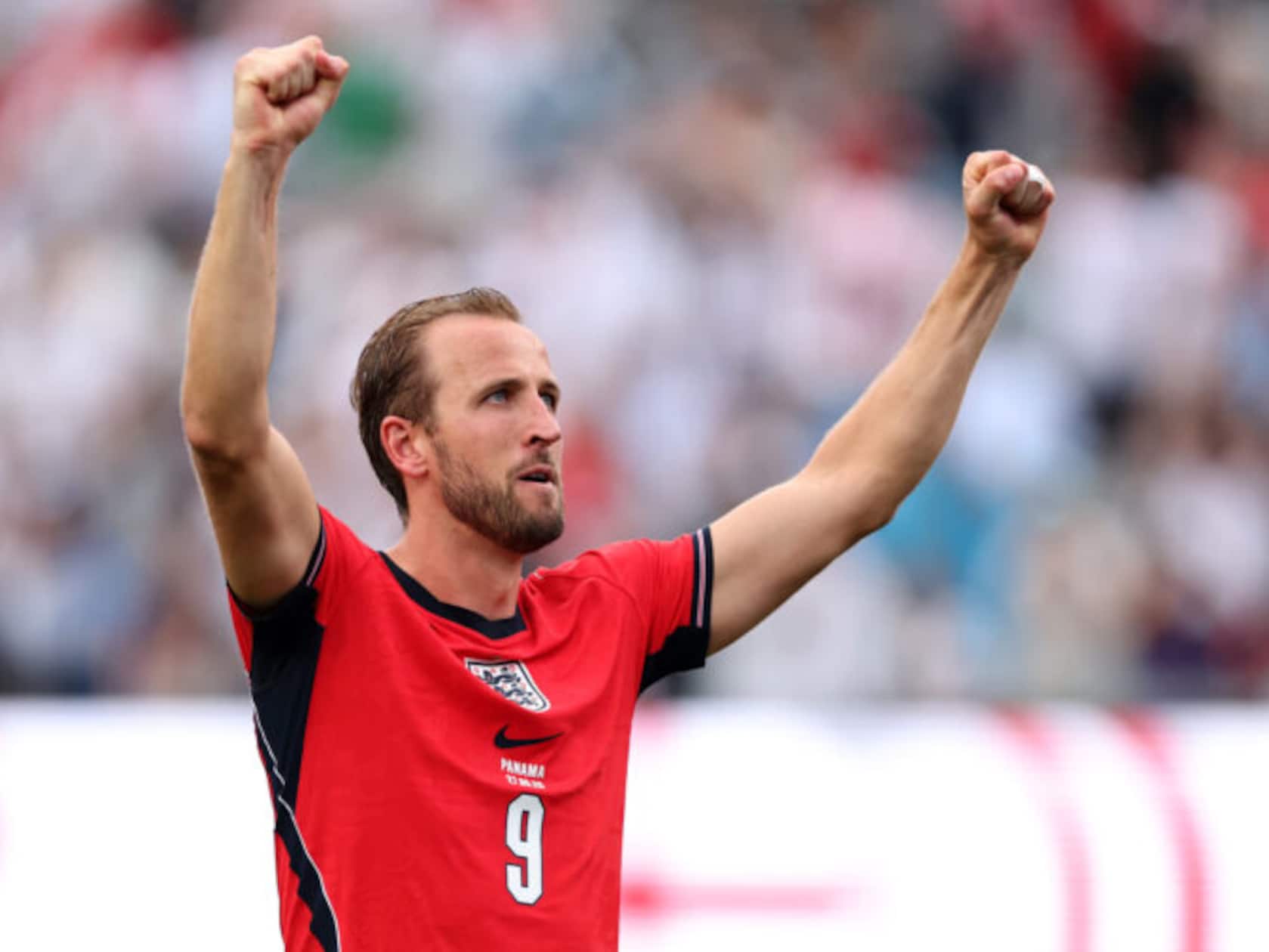 Harry Kane Shut Down Barcelona Just Before England’s World Cup Run. He’s Staying at Bayern.