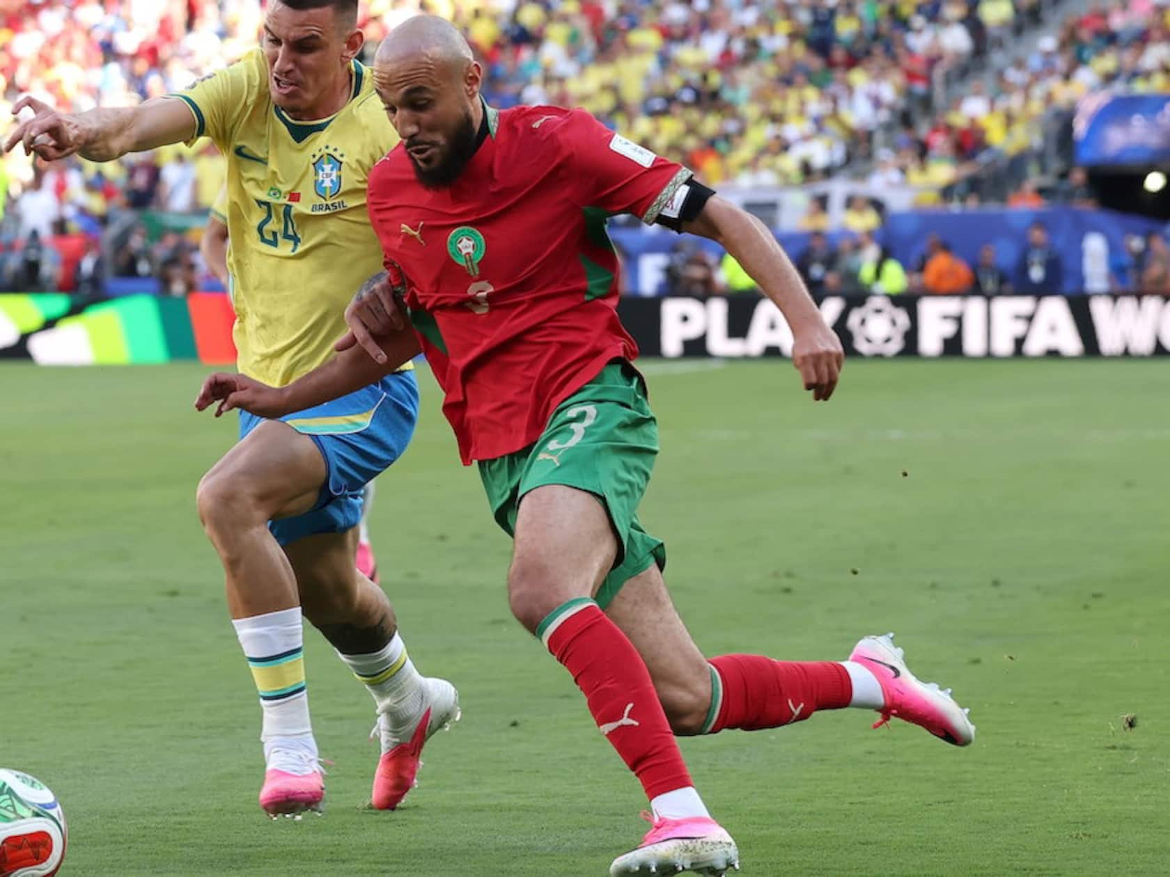 Morocco’s Mazraoui Just Flashed What Man United Has Been Missing at Left Back