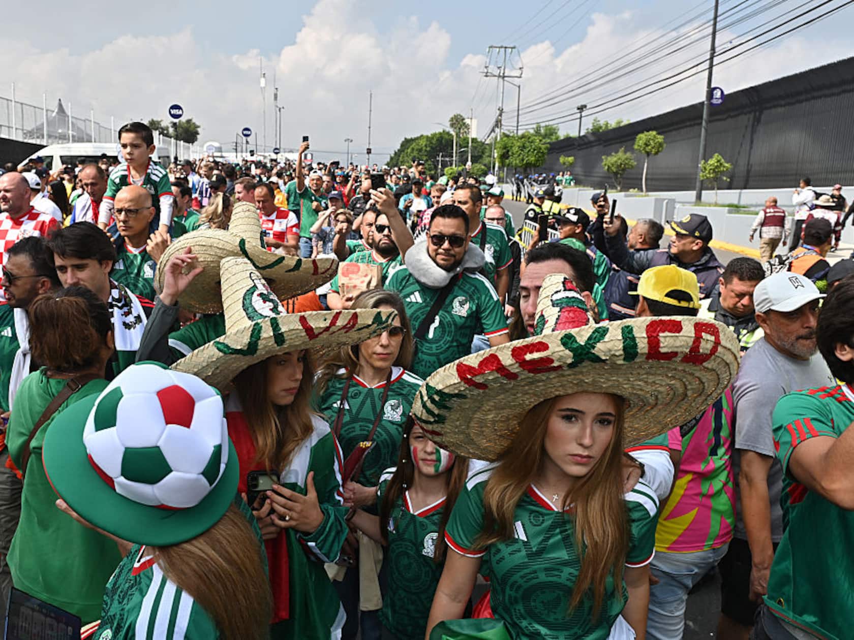 Azteca Stadium Faces a Tipping Point With World Cup Kickoff Nearing