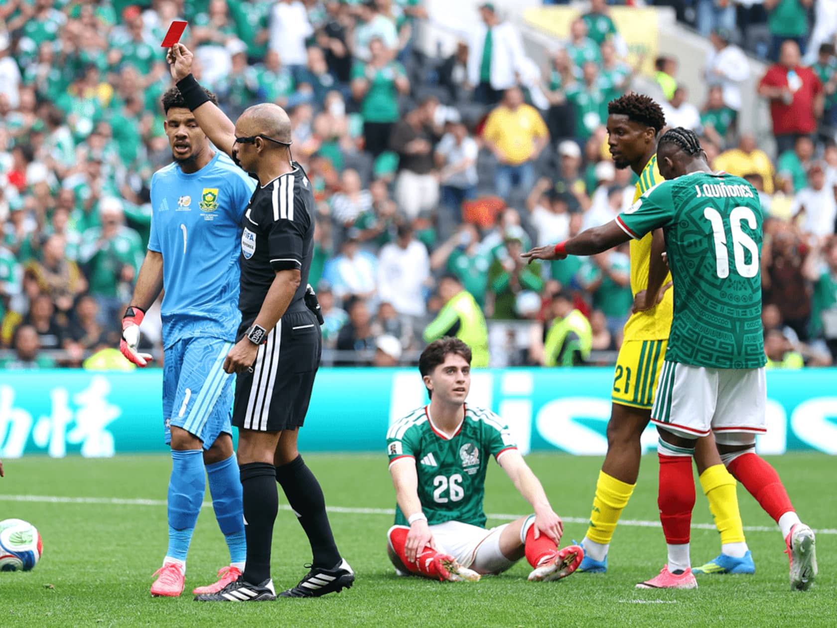 Three Red Cards in One World Cup Match? The Rule Change Behind the Chaos