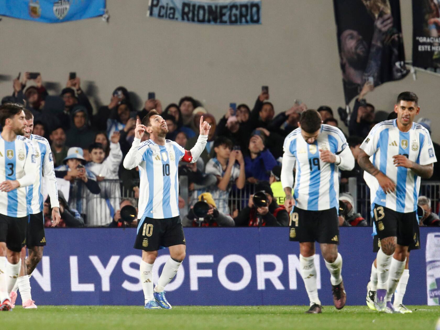 Messi Set for 200th Cap as Argentina Opens Title Defense Against Algeria